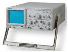 雙通道 40MHz; 高靈敏度 1mV/DIV , Z 軸調制輸入功能 ;全編碼掃速、衰減開關，輕巧、可靠 . 

