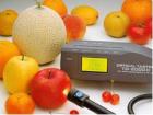 AMAMIR TD-2000C 非破壞性水果光學(xué)糖度計(jì) (Optical Taster) 測定方式:反射式近紅光分析法(NIR) 測定范圍:5~30 BRIX%(糖度);測定時間:約3 秒

