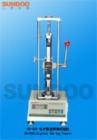 SD-50電子數(shù)顯彈簧拉壓試驗(yàn)機(jī)是測(cè)試?yán)臁?壓縮彈簧的變形量和負(fù)荷關(guān)系特性的專用儀器。適用拉伸、壓縮彈簧在一定工作長(zhǎng)度下的工作負(fù)荷的測(cè)試，也可用于橡膠、簧片等彈性器件的彈力負(fù)荷測(cè)試。最大工作負(fù)荷：50N.負(fù)荷分度值eP：0.01N
 