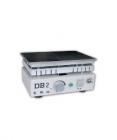 DB-2，不銹鋼調(diào)溫電熱板,廣泛應(yīng)用于樣品的烘焙、干燥和作其它溫度試驗.加熱器采用澆鑄造成型工藝制作，高溫狀態(tài)不變形。面板選材不銹鋼，有優(yōu)越的抗腐蝕性能。加熱功率:500W.加熱面積:0.066m2.工作臺面厚度:8 mm







