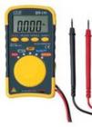 數(shù)字萬用表 DT-111 具備8大功能，包括直流電壓，交流電壓，電阻，電容，頻率，占空比，短路測試和二極管測試，以及數(shù)據(jù)保持等相關(guān)功能;4000位數(shù)字液晶顯示屏;操作簡單，數(shù)據(jù)保持和最大值保持功能.