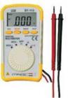 數(shù)字萬用表 DT-112  具備5大功能,直流電壓;交流電壓
;直流電流;交流電流,電阻;短路蜂鳴測試;二極管測試，包括數(shù)據(jù)保持，最大值保持和自動(dòng)關(guān)機(jī)