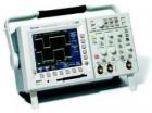 數(shù)字熒光示波器 TDS3054B  帶寬：500MHz；通道：4；取樣速率：5GS/s；記錄長度：10K樣點；全VGA 彩色LCD；25 種自動測量功能；標準配備FFT

