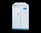 采用高頻脈寬調(diào)制和智能IGBT輸出，輸出電壓低檔1～150V，高檔1～300V，效率高于85％。數(shù)字分頻、鎖相、波形瞬時(shí)反饋技術(shù)，輸出穩(wěn)定度<1%，失真度<2%；電參數(shù)輸出精度高；電壓：±（0.4%×預(yù)置值+0.1%×量程）；頻率：± 0.1%