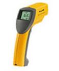 FLUKE68紅外線測溫儀 測量溫度為-30～760℃(-25至1400°F)。D:S=50:1,標準焦距。光譜響應(yīng)8μm至14μm ，激光瞄準，顯示分辨率:0.1℃，精度：±1% 或±1℃


 

