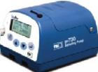 SIDEPAKTM 個(gè)體暴露空氣采樣泵（型號(hào)：SP530）適用于工業(yè)衛(wèi)生和職業(yè)安全等方面的空氣采樣。與濾紙或吸收管配合使用，可采集空氣中的粉塵或氣體。流量范圍(cc/min):50～3000 
 
