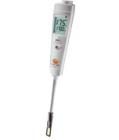 testo 265 食用油品質(zhì)檢測(cè)儀測(cè)量直接在熱油中進(jìn)行。食用油的品質(zhì)和溫度會(huì)在10秒鐘內(nèi)顯示于顯示器上。當(dāng)超過(guò)用戶設(shè)定的限值時(shí)，會(huì)發(fā)出LED報(bào)警。0.5 ... 40.0 %TPM

