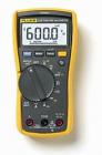 Fluke 117C 非接觸式電壓測量萬用表 用于在商業(yè)樓宇、醫(yī)院和學校等要求苛刻的環(huán)境中使用的緊湊型真有效值儀表?？蓽蚀_的對非線性負載進行測量 自動直流/交流電壓選擇 可測量 20 A 電阻、連續(xù)性、頻率和電容測量  最小值/最大值/平均值測量