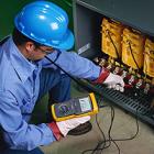 Fluke 1520 兆歐表 絕緣測試三檔測試電壓：250V、500V、1000V ,絕緣測試可測至4000MΩ，當(dāng)電壓高于30V交流或直流時，自動切換為電壓測試,AC/DC電壓測量可至600V 