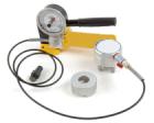 Elcometer 1941 PAT? GM01附著力測量儀-- 20和40 kN20 kN或40 kN手動液壓拉伸測量儀，測量測試板上、噴射工件上的涂層（包括在熱噴射涂層）附著力。用直徑為50mm(2″) 和50x50mm(2x2″)方形測試元件，測量瓷磚黏合劑及其它粘性材料的附著力。
