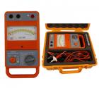 
用途：適用于測量各種變壓器，電機，電纜，開關(guān)，電器設(shè)備等的絕緣電阻
