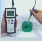 測量方式:固體膜氯離子電極法


測量范圍: cl：0 - 1999 mg/L


mV：0 - ± 1000mV 


分 辨 率: 0-99.9 mg/L 時(shí),0.1 mg/L　 


100-1999 mg/L時(shí),1 mg/L　 


mV:1mV


周圍溫度: 0 - 45 ℃

