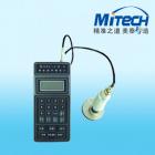 技術(shù)參數(shù)：
示值范圍：HRC15-70/HB100-550/HV100-999
顯示精度：洛氏硬度顯示時(shí)，全量程內(nèi)顯示精度0.1
示值精度：±1洛氏C硬度單位
壓頭規(guī)格：136 金剛石角錐體
接觸壓力：均勻的接觸壓力12N±1N
使用電源：AC220V±10%/DC5V
外形尺寸：185×85×42MM
儀器重量：300G
工作環(huán)境溫度：0~50度
