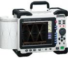 ?內(nèi)存可選擇64MW（-01）～512MW（-03） 
?高度的波形比較功能 
?20MS/S的高速采樣率，絕緣通道 
?16個模擬通道＋16個標準邏輯通道~~10個模擬通道＋64個邏輯通道 
?便攜式，功能強大，攜帶方便的提手 
?防塵構(gòu)造，能在惡劣環(huán)境下進行工作 
?大按鍵設(shè)計，防油防污 
?一鍵式操作，50mm/s高速打印 

