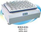 產(chǎn)品特點(diǎn)：

◆人性化設(shè)計(jì)

●大屏幕液晶顯示屏，多組數(shù)據(jù)一屏顯示，菜單式操作界面，簡(jiǎn)單易懂，一目了然。

●震動(dòng)臺(tái)面均采用304不銹鋼材料，便于拆下和清洗。

●多種專用搖架和夾具可供選擇，搖架和夾具更換簡(jiǎn)便，大大提高了工作效率。

